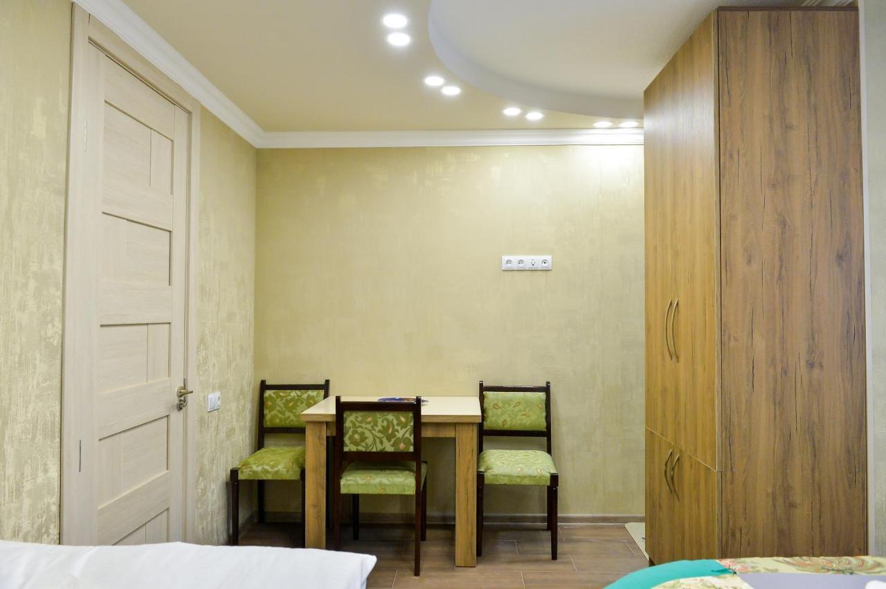 Hostel Look Kʼutʼaisi Exterior foto